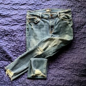 2/$25 Abercrombie Distressed Ankle Jean